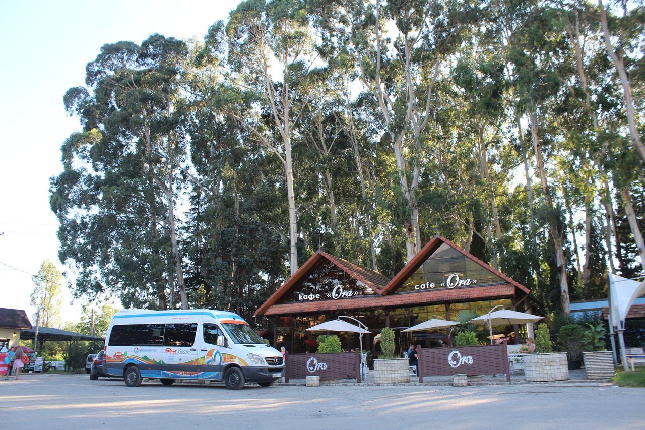 Hotel Ora Гагра Экстерьер фото