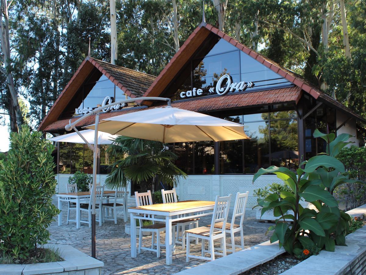 Hotel Ora Гагра Экстерьер фото